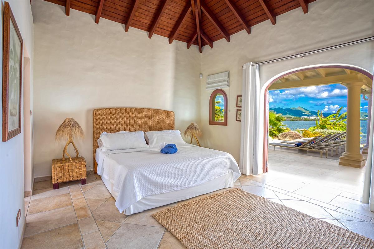 St Martin villa rental with private beach - Bedroom 3
